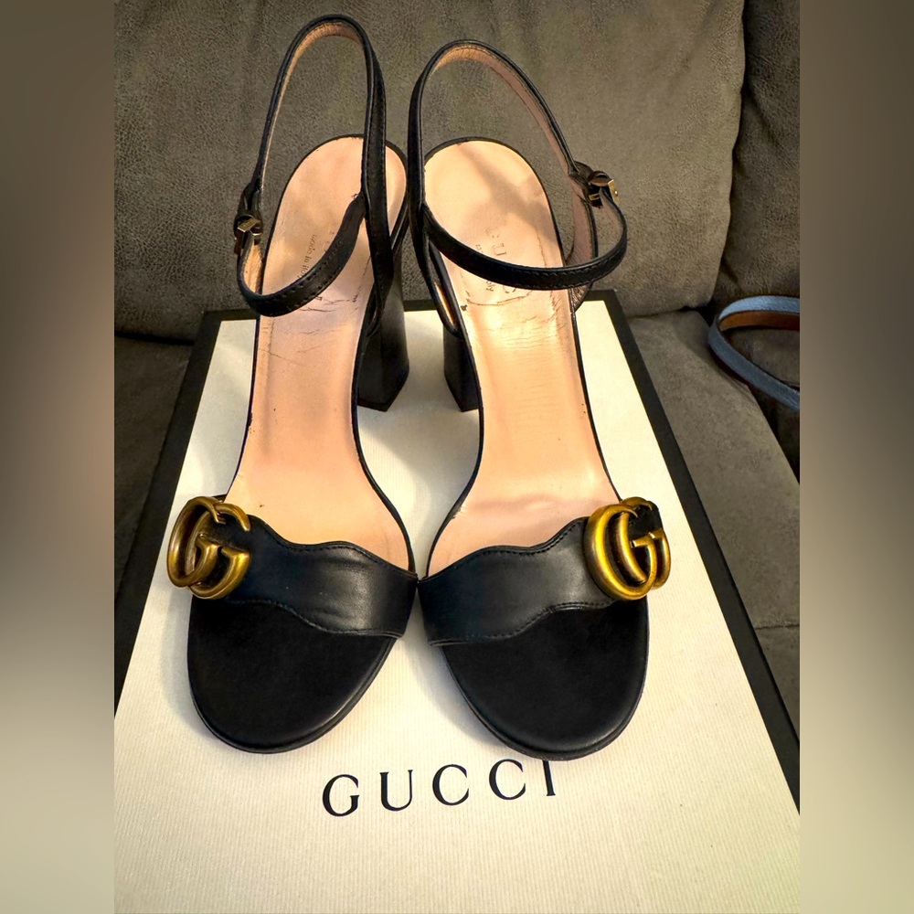 Gucci Black and Gold Women's Sandals